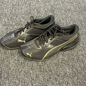 Puma women’s sneakers